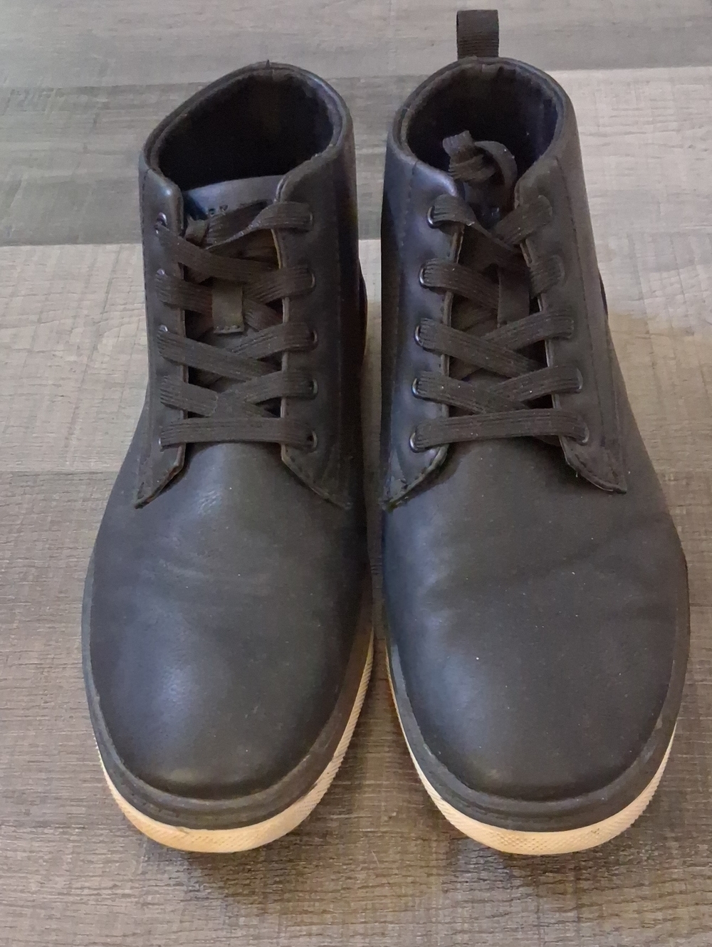 Men's High-Top Dress Shoe in Black